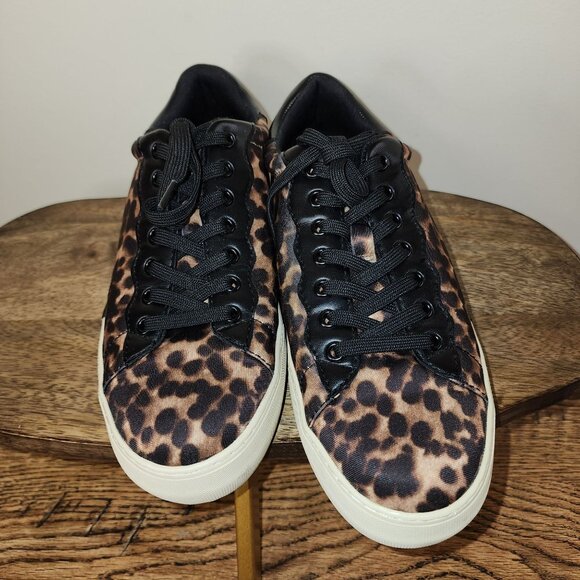 Leopard Print Vince Camuto Senile Lace Up Sneakers - Picture 2 of 7